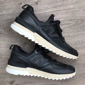 Men’s leather New Balance runners 11.5